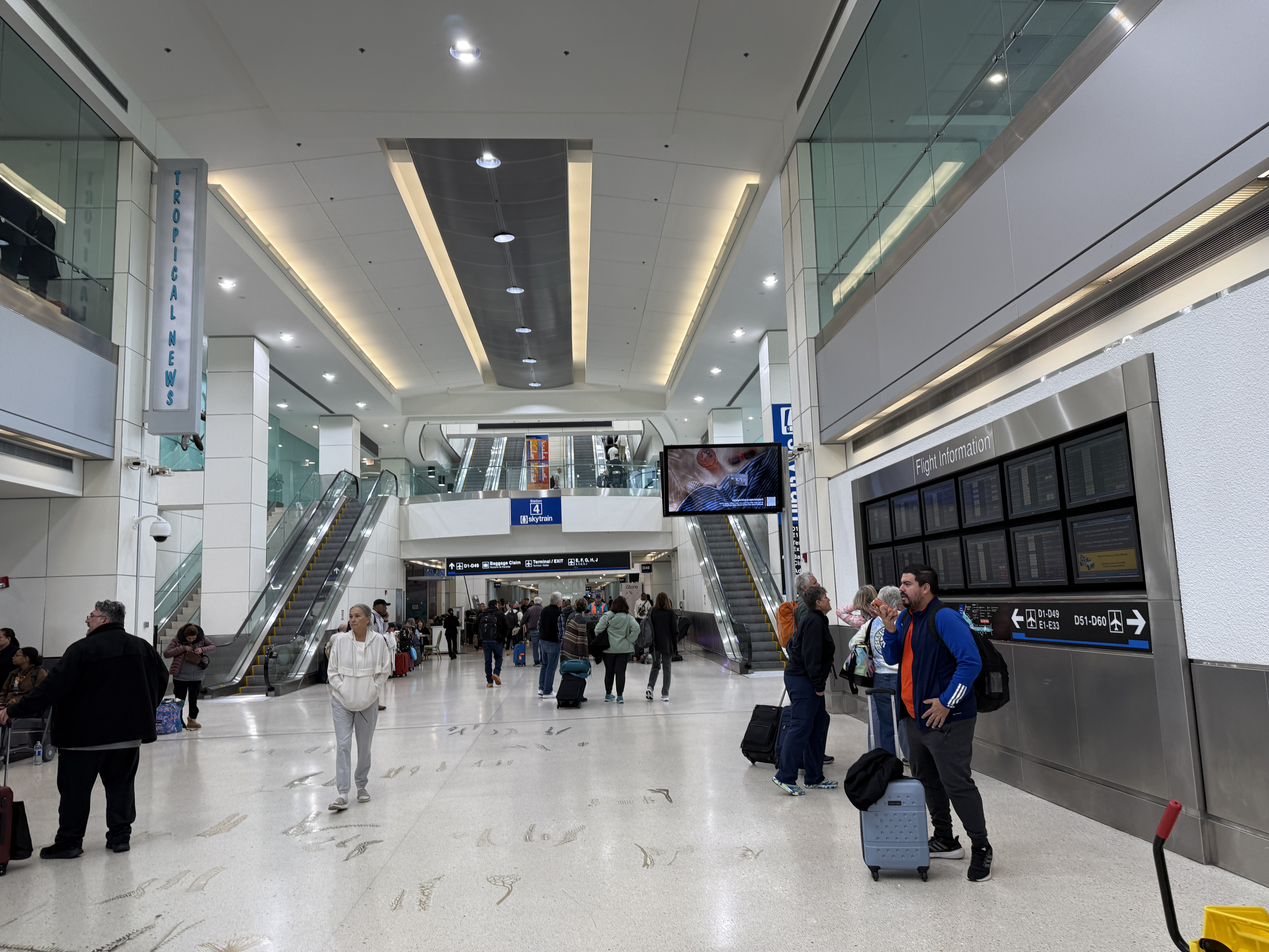 Miami International Airport terminal for cruise transfer timing